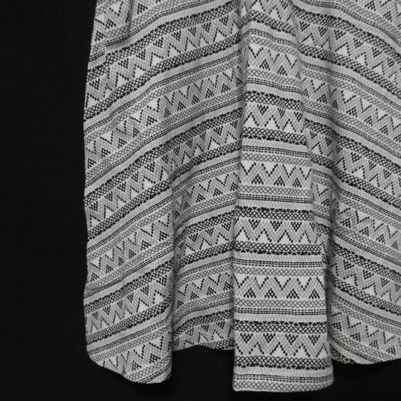 OLD NAVY | medium (8) regular | Sleeveless Patterned Summer Cotton Dress - Picture 5 of 13